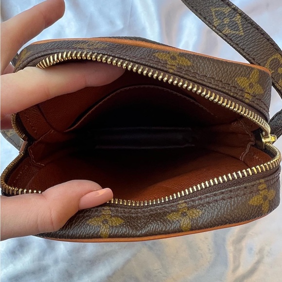 Louis Vuitton Danube Monogram Bag - Picture 13 of 13